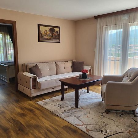 Студио Лидия Apartamento Velingrad Exterior foto